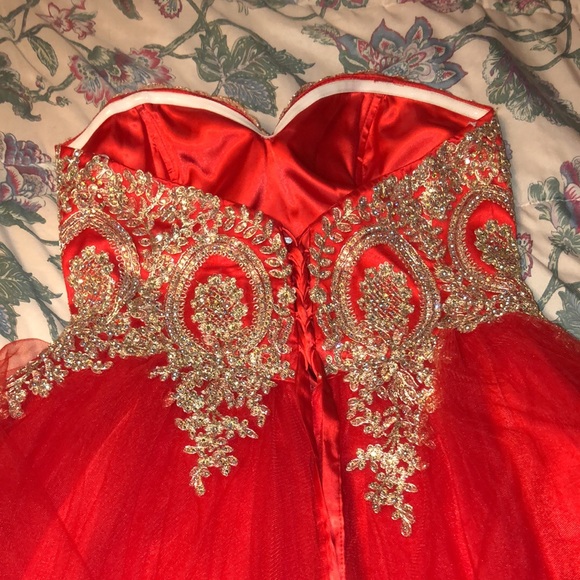 Dress - Picture 4 of 4